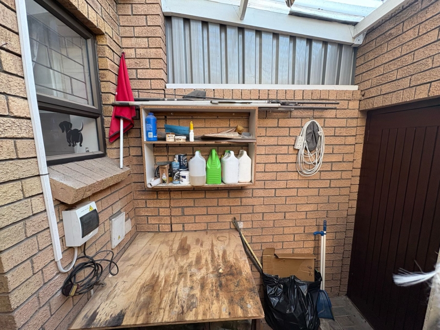 2 Bedroom Property for Sale in Labiance Estate Western Cape